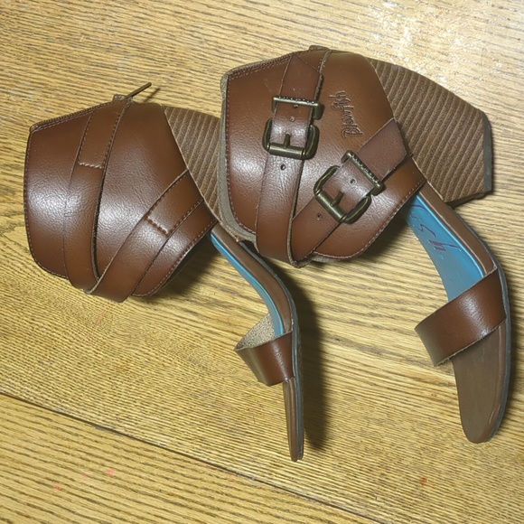 Blowfish Heeled Sandals size 7 - Picture 3 of 3